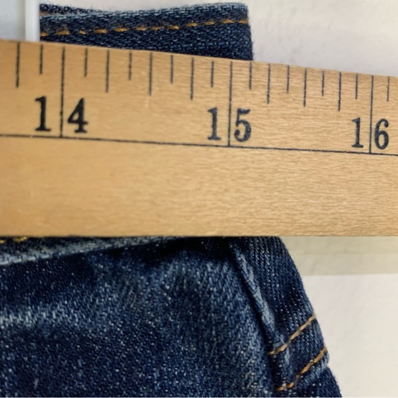 Abercrombie & Fitch Blue Jean Shorts Women's Size 28/6 Cutoff High Rise Distress - Picture 3 of 10